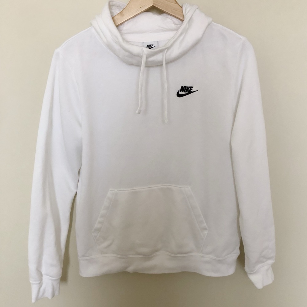 Nike Women’s White Hoodie Size Medium